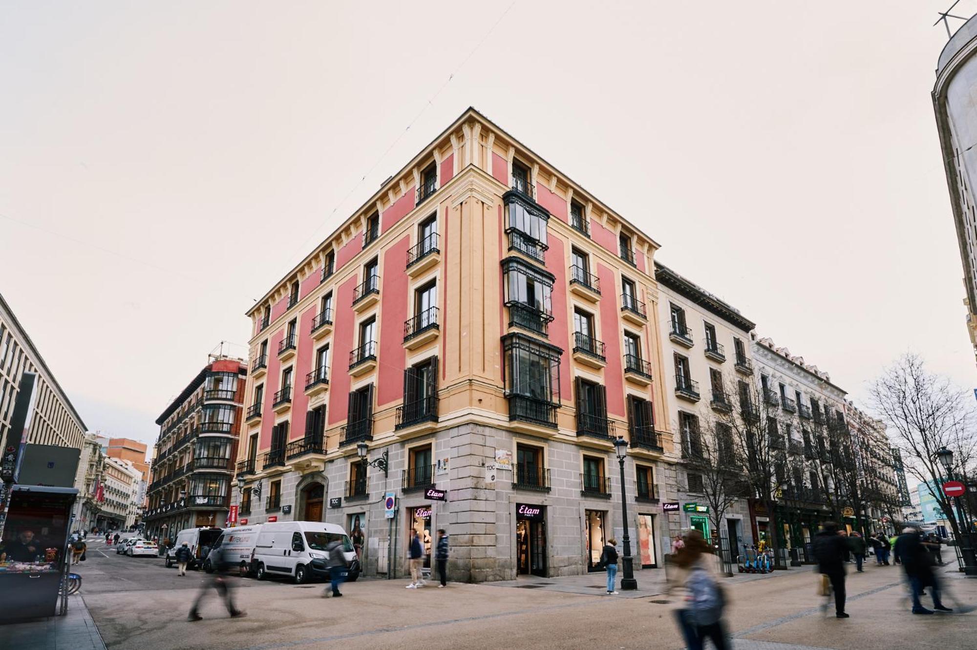 Toc Hostel Madrid Bagian luar foto