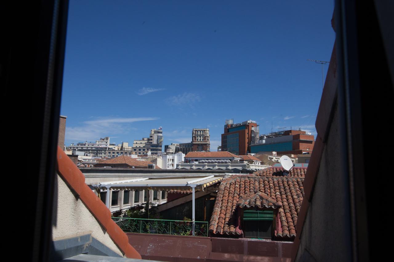 Toc Hostel Madrid Bagian luar foto