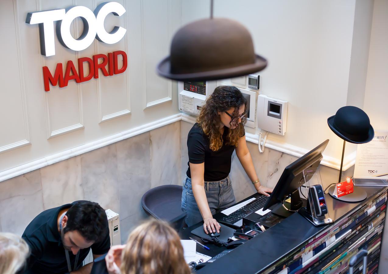 Toc Hostel Madrid Bagian luar foto